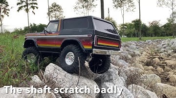 Teaching my nephew the use of locking differential | 1/10 Scale RC Crawler