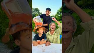 Hai Ông Cháu Trêu Dùa Häm Hgi Câu Bé Siêu Dëthudng