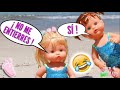 😂 NOA Y NOÉ EN LA PLAYA ⛱ Noe entierra a su hermanita en la arena y se las lleva una OLA DEL MAR 🌊