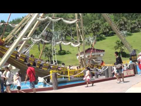 20110708爸爸坐海盗船.MP4