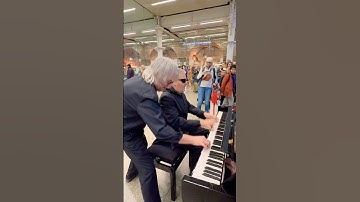 School Children Catch A Glimpse of Boogie Woogie #piano #jazzmusic #boogiewoogie