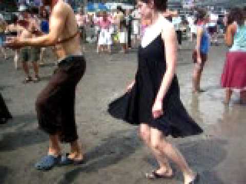 GrassRoots festival: dancers