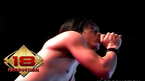 Peterpan - Topeng  (Live Konser Batam 1 April 2008)