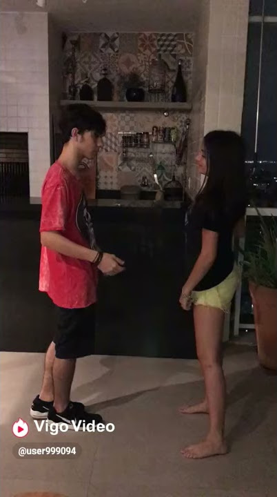 O meu aperto de mão com meu amigo