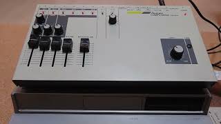 CMU-800で「ロマンシア」のオープニング曲を演奏させてみた