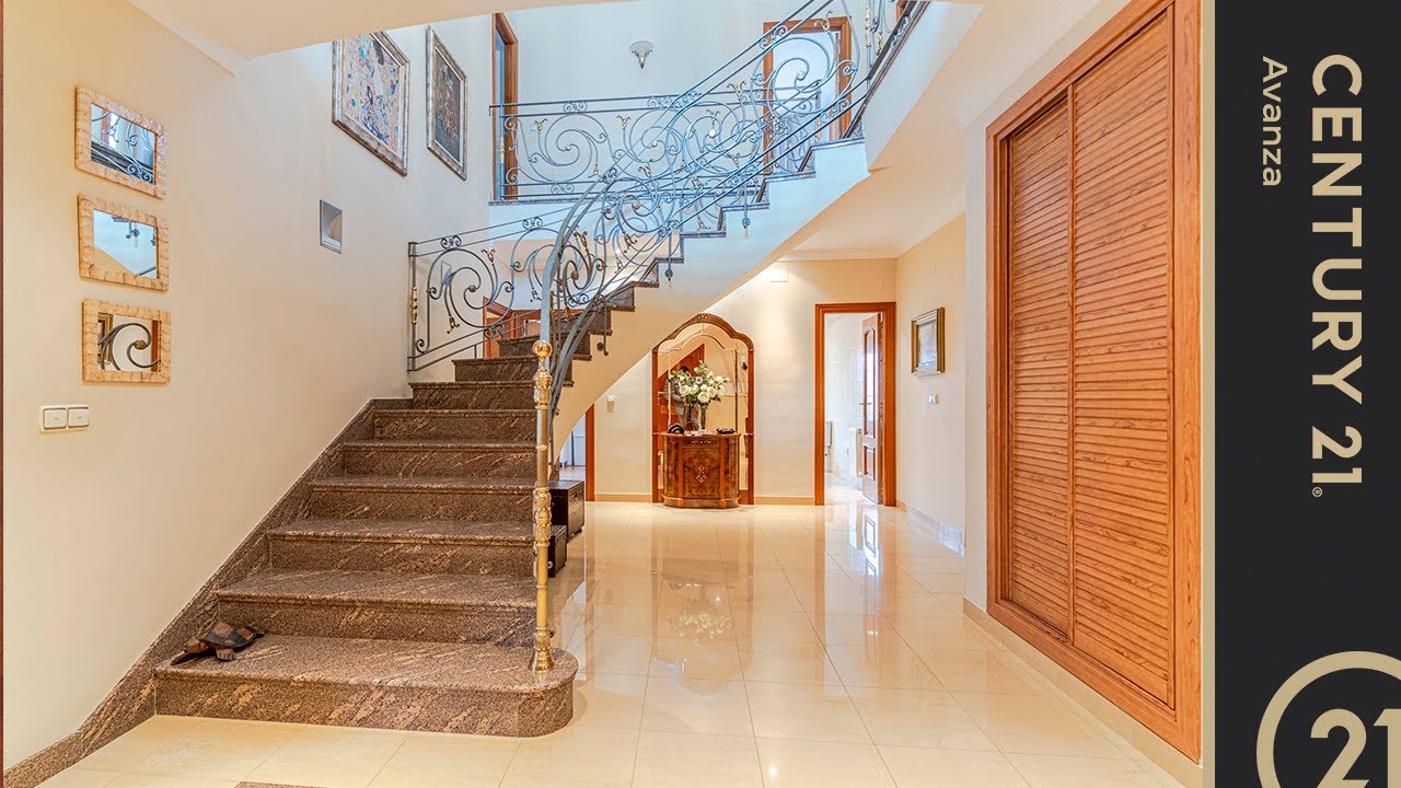 Casa en venta en Pinos Puente - Century 21 Avanza Granada