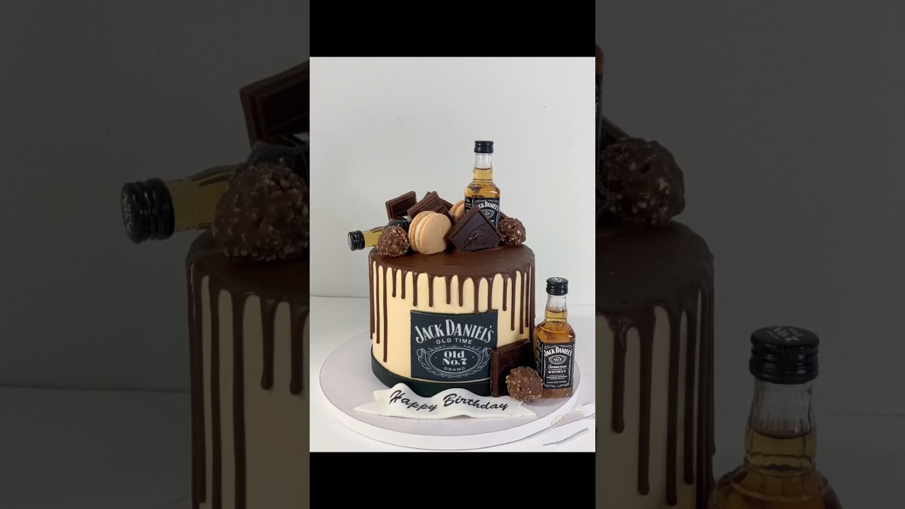 friends surprise cake decoration 😁/ queen of Cake/QOC/ Laboni