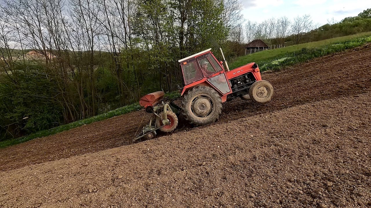 Sejačenje soje u strani u Brezovicama-IMT 539 i Nodet Gougis-2023