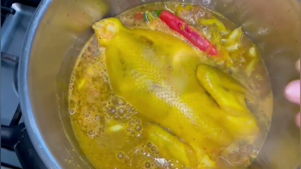 كسكس مغربي بالدجاج البلدي و الخضر / Couscous Marocain