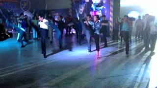 AVAMAX JAZZ DANCE MOB