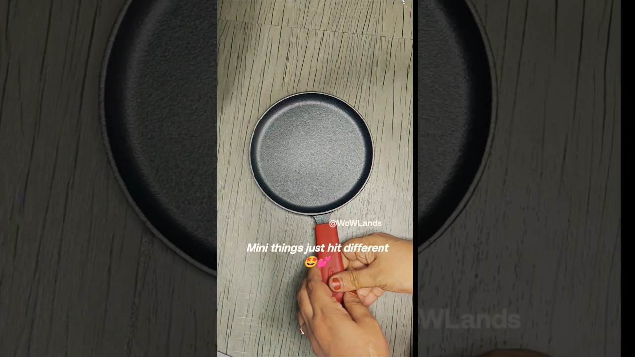 I’m Obsessed with This Cute Mini Cast Iron Pan 😍 | Unboxing Pan 