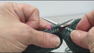 3 knitting needle join for folded hem