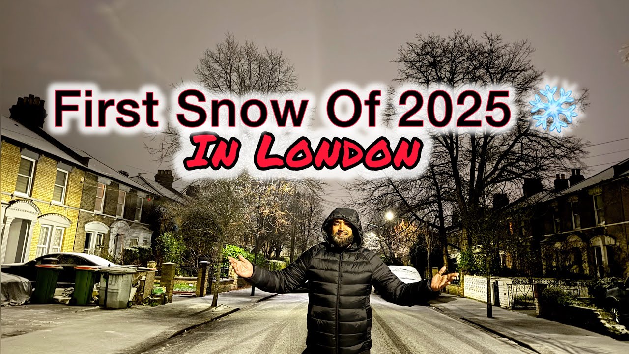London’s First Snow Of 2025 ️London Snow & Slush Midnight Walk - YouTube