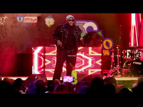 MASHABIKI WAGOMA DULLY SYKES ASISHUKE JUKWAAANI/AWAPAGAWISHA NA NGOMA HIZI