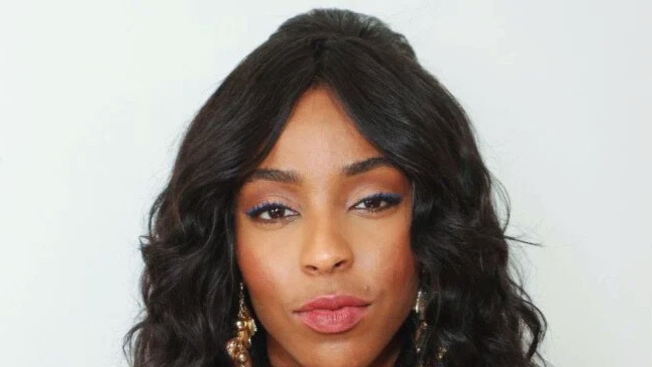 Kate Middleton's Stunning Royal Blue Dress at Wimbledon Finals