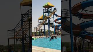 #waterpark #funnyshorts #entertainmentshorts #howtoandstyle #lifestyle #swimming #trendingshorts #yt