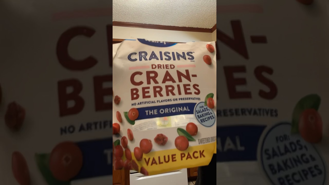 I’m rehydrating some cranberries! About to make some mores Cranberry Wine. The raisins help yeast