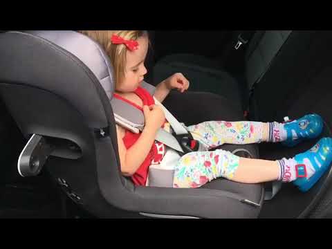 GB Vaya iSize car seat - unsafe? Does this look safe to you?