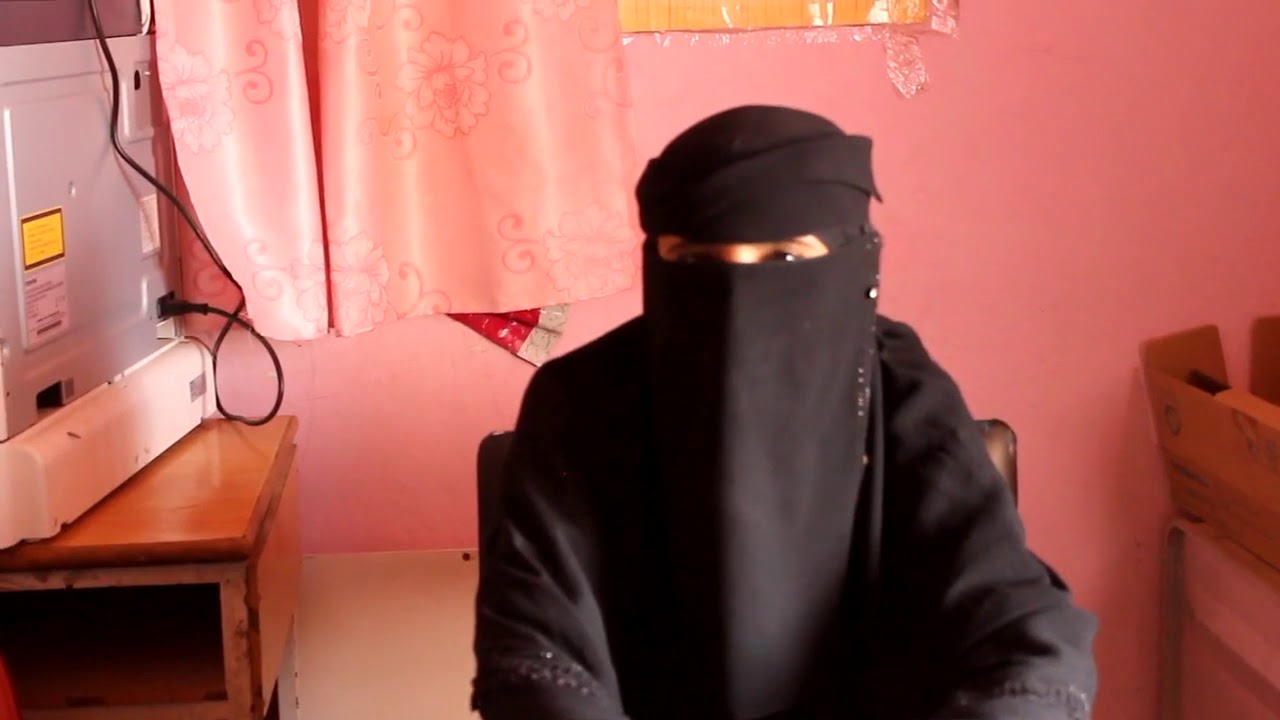 الاستاذة نعمه عبدالله احمد مدير مدرسة الصمود الأساسية ردفان