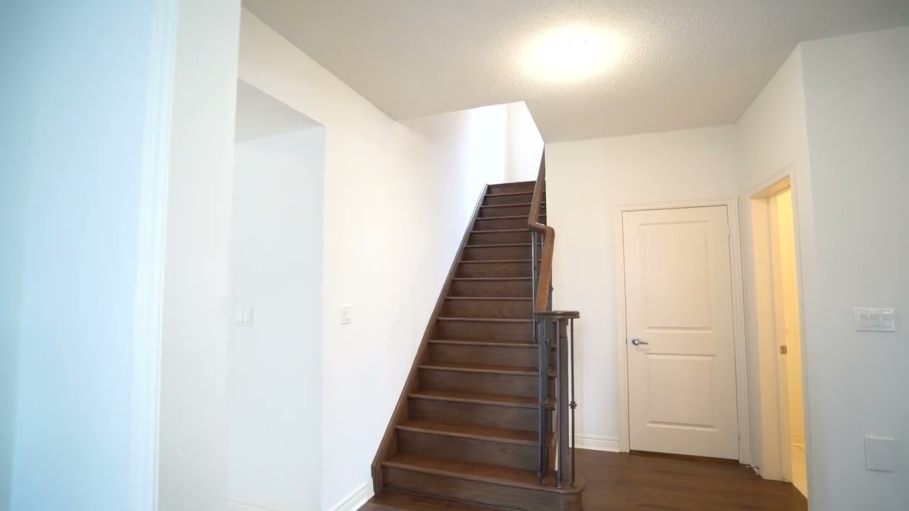 Just Listed | 170 Gibson Circ