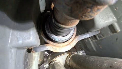 Pontiac G8 Driveshaft Behavior Before/After Installing JXB Performance Driveshaft Carrier