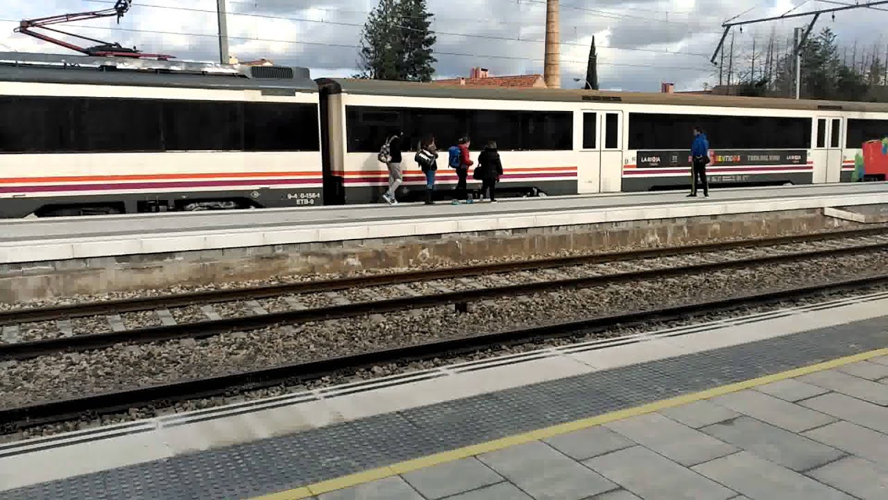 Regional Express ZaragozaLogroño llegando a Tudela YouTube