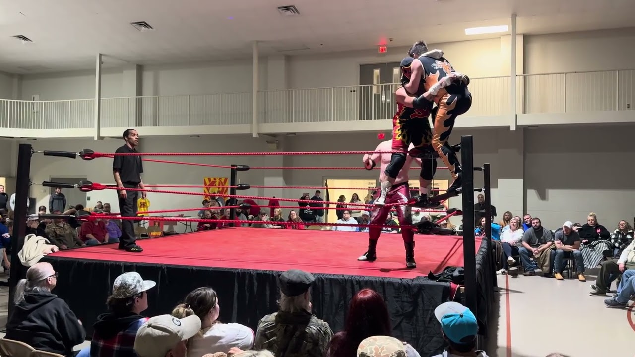 Sammy Riot vs Wess Warren vs Vladimir Koloff