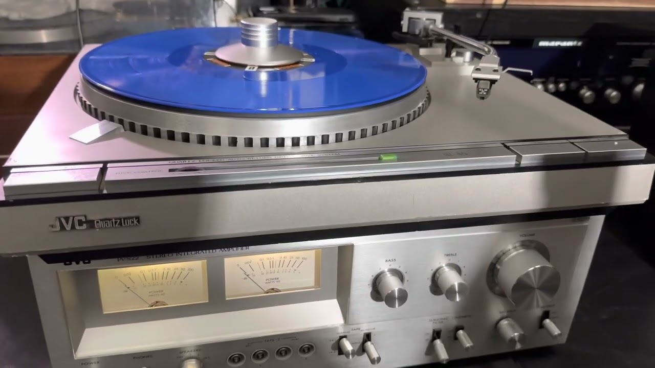 Beautiful JVC QL-A5 TURNTABLE JAPAN MADE,Has A Beautiful Sounds