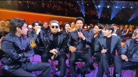 hilarious BTS reaction to Trevor Noah singing in Korean
