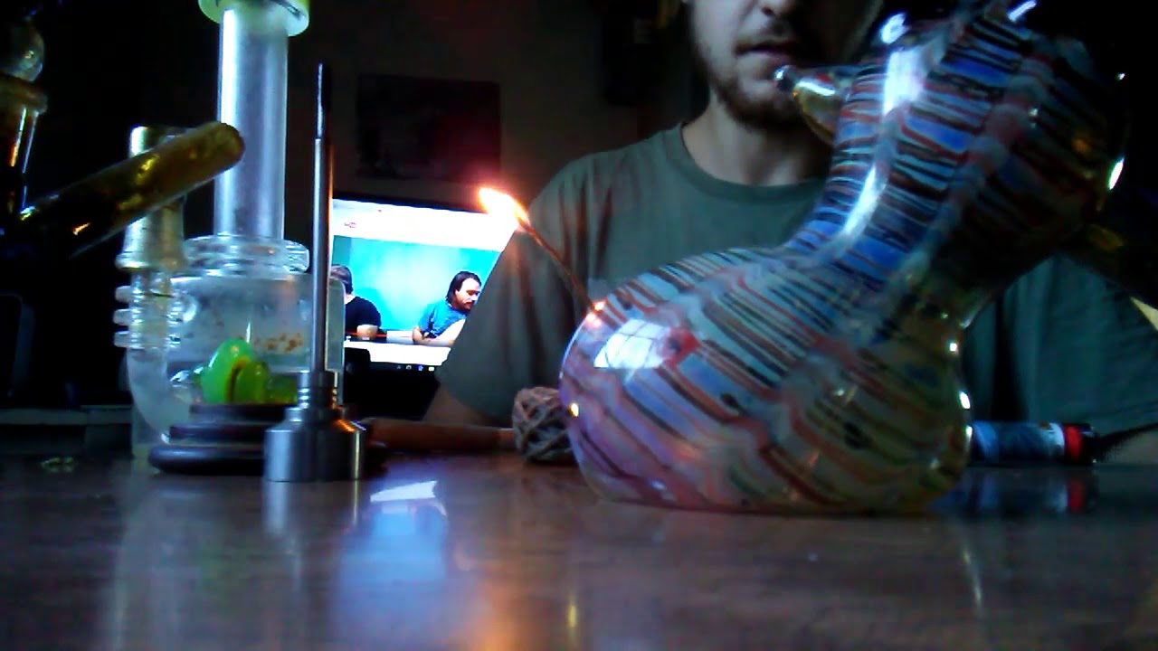 Rosin dab hash rip and joint puff one inhale.