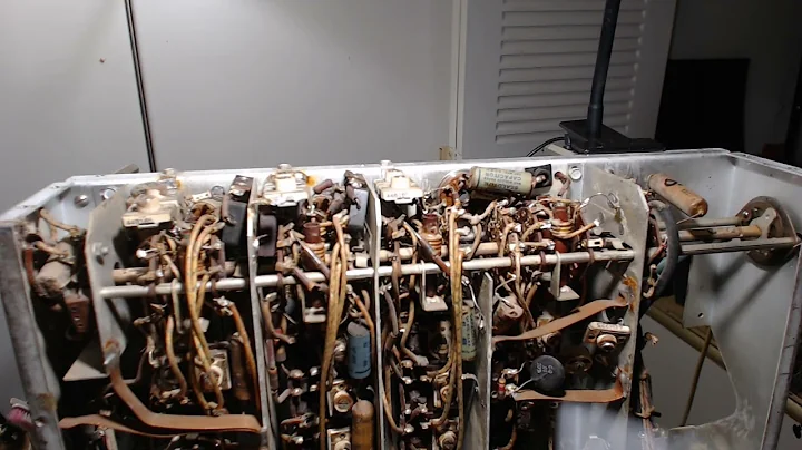 Hallicrafters SX 42 Recapping Trick!