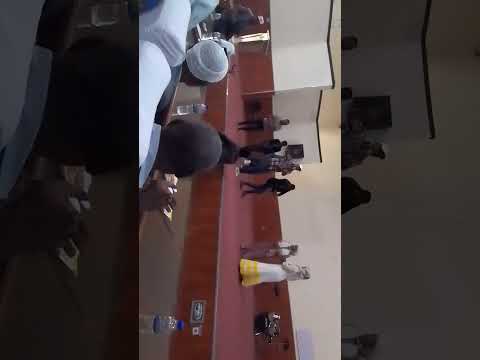 ሁሴን ሱለይማን አዲሱን የመስቃንኛ ሙዚቃው በመድረክ ላይ ቀወጠው