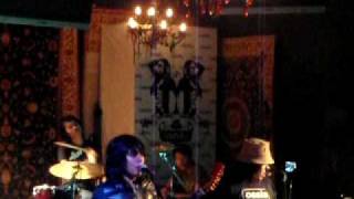 Download lagu The Times - Disko dansa   (Laundry Bar)