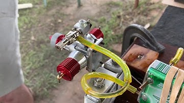 Redfin TwinFin .099 boxer model Diesel engine (2)