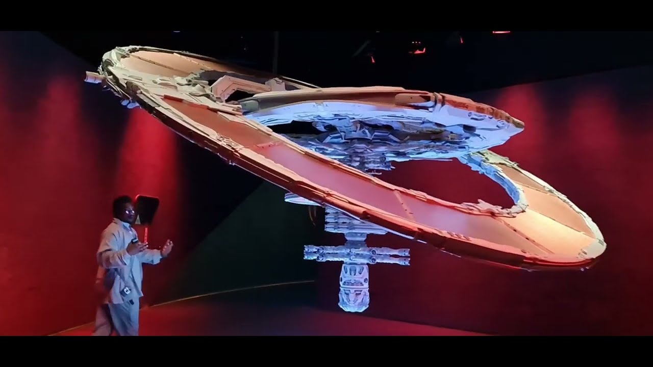 Journey to the OSS Hope space station, Dubai, The museum of the future virtual space rocket tour.