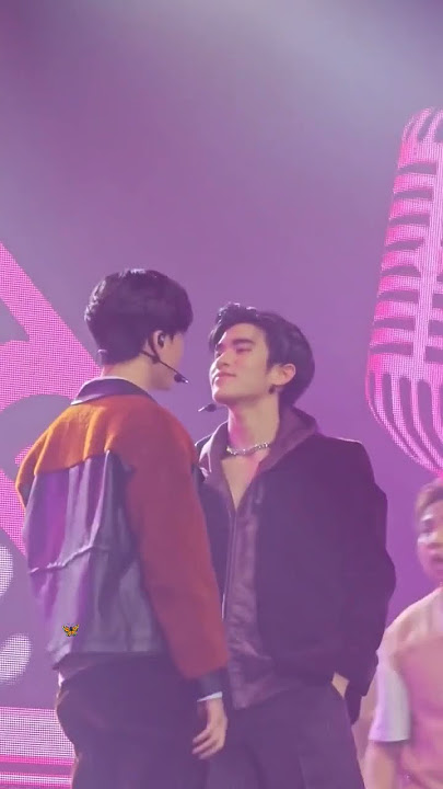 Yes Fourth it's obvious you're blushing🤭🦋#gemini_nt#fourth#geminifourth #myschoolpresidentonstaged1