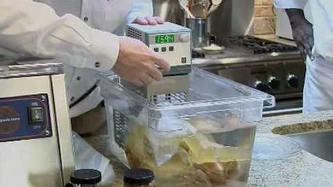 Sous Vide - Intro to PolyScience 7306C Thermal Circulator with Philip Preston and Erik Williams