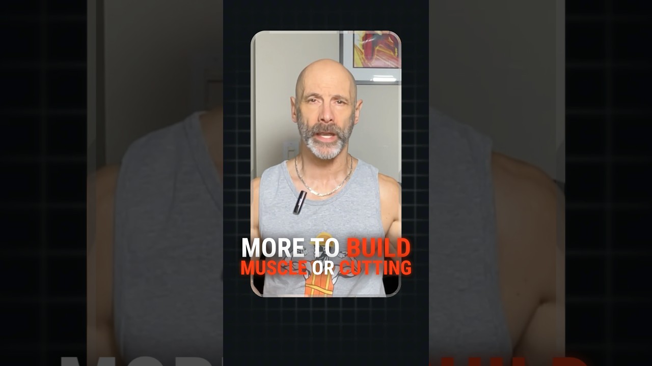 Набирать мышечную массу или сбрасывать вес после 50? 