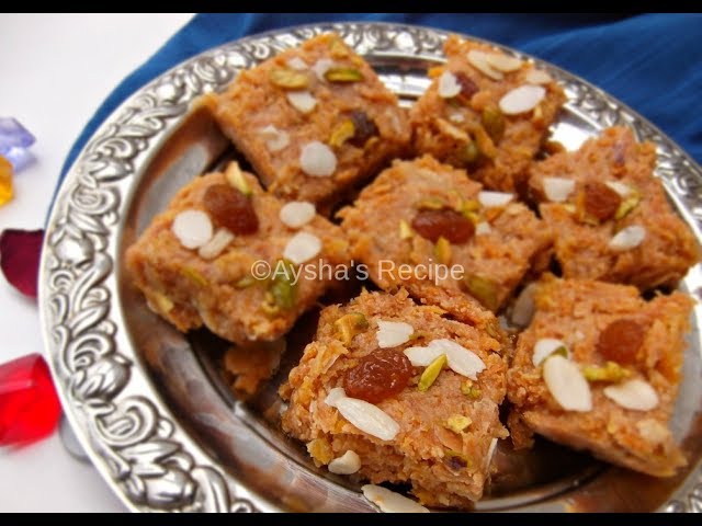 Yuliya Gorbacheva porno Qulupnaylarning barglari burishib turibdi.