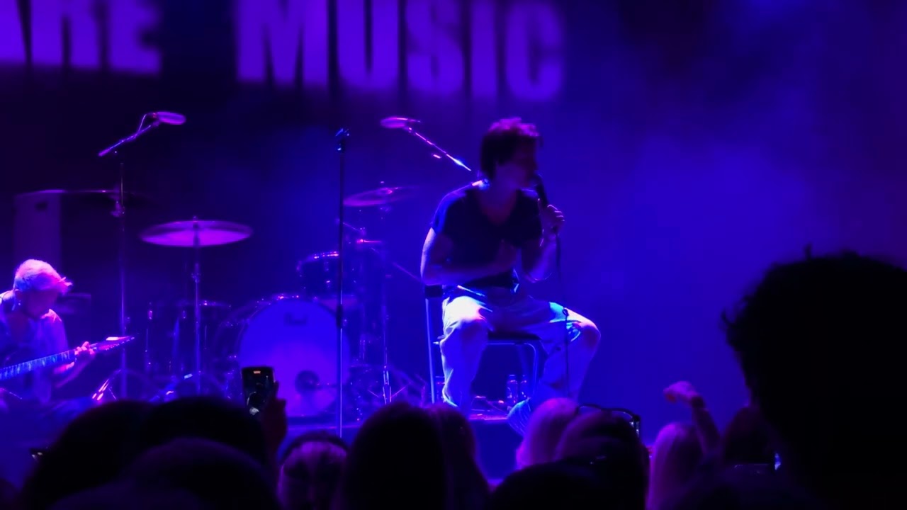 JXDN - Pray (Acoustic) (When The Music Stops Tour) - 16. September 2024 - Amager Bio Copenhagen