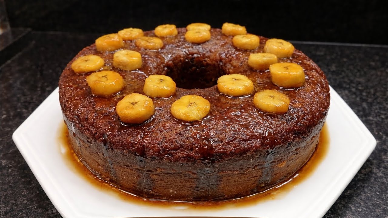 O Melhor Bolo de Banana Caramelizado da Vida! 