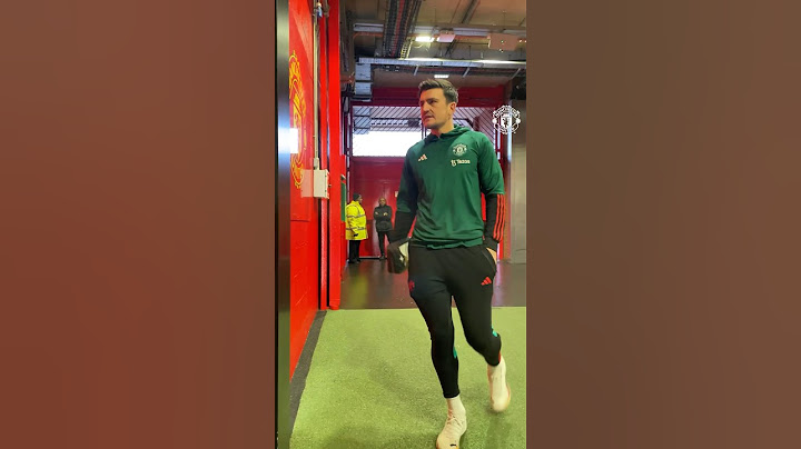 The Reds Arrive At OT Ahead Of Bournemouth Clash 😎