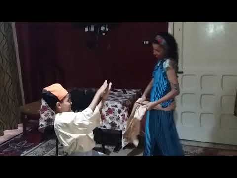 حبك جنني يا اسمك ايه وبصراحه كان لازم اتجنن