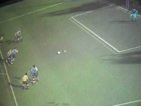 Fifa 10 playstation tutorial - NUTMEG FREE-KICK