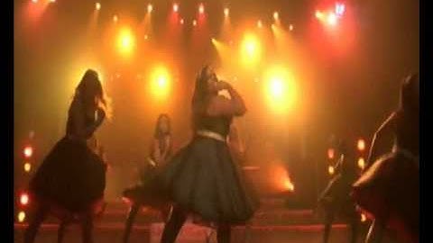 Glee Full Performance/Kelly Clarkson "What Doesn