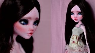 17" Draculaura - Repainting & short review