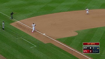 PIT@STL: Carpenter makes a brilliant throw to first