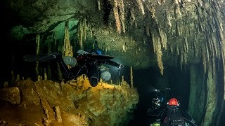 Giant Cave, Belize