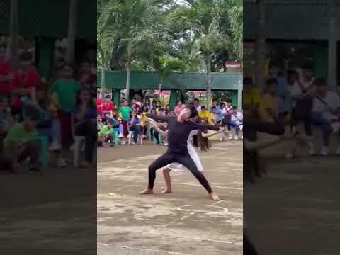 Interpretative Dance (Paraiso)By : Smokey Mountain