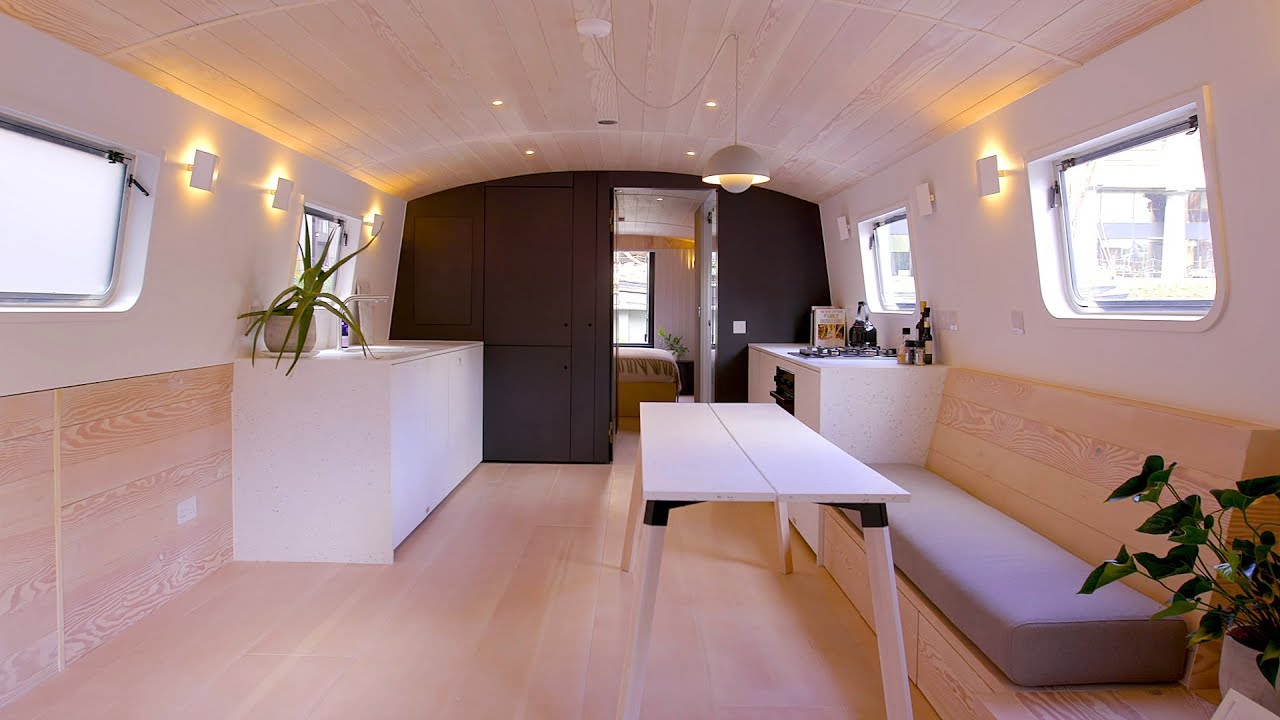 NEVER TOO SMALL London Houseboat Home - 40sqm/430sqft